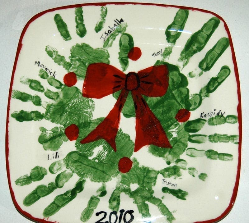 Family wreath plate