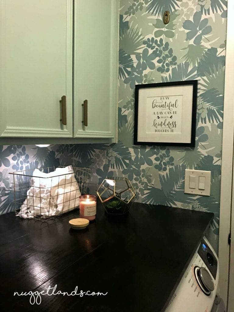 Laundry Room Makeover DIY